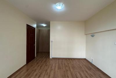 4 Bed Apartment with En Suite in Westlands Area - 3