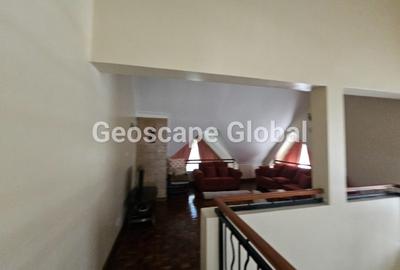 5 Bed Townhouse with En Suite in Lavington - 2