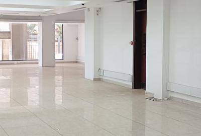 3,400 ft² Office with Backup Generator in Westlands Area