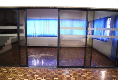 5,541 ft² Office with Parking in Gigiri