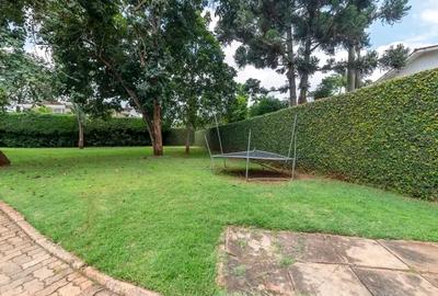 4 Bed House with En Suite in Gigiri