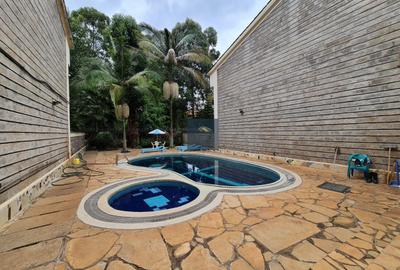 5 Bed Townhouse with En Suite at Westlands