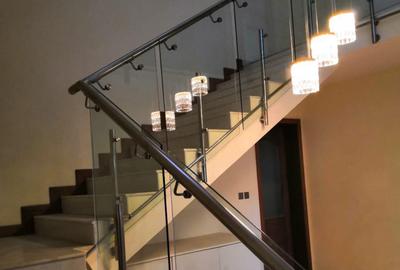 5 Bed Townhouse with En Suite in Lavington