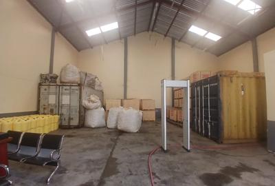 4,500 ft² Warehouse with Backup Generator in Embakasi - 2