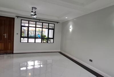 4 Bed House with En Suite in Muthaiga
