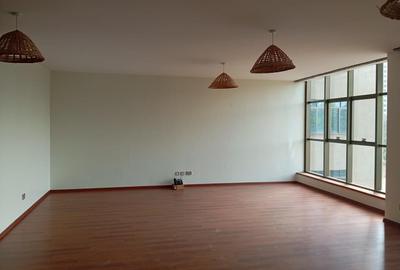 3 Bed Apartment with En Suite at Parklands Near Regal Plaza