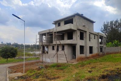 4 Bed Apartment with En Suite in Kahawa West