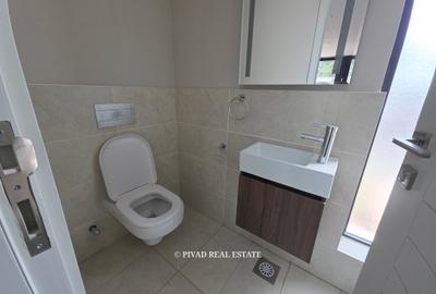 4 Bed Townhouse with Swimming Pool in Runda - 4