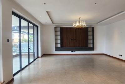 Serviced 3 Bed Apartment with En Suite at Riverside Drive - 4
