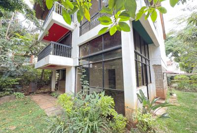 5 Bed Townhouse with En Suite at Kilimani