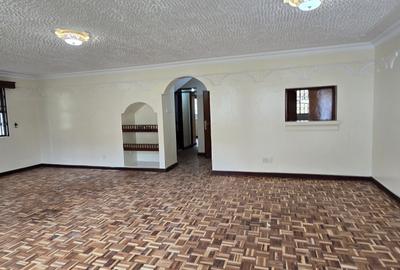 4 Bed Townhouse with En Suite at Lavington Green - 3