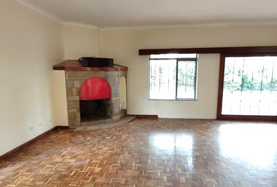 4 Bed House with Staff Quarters in State House - 2