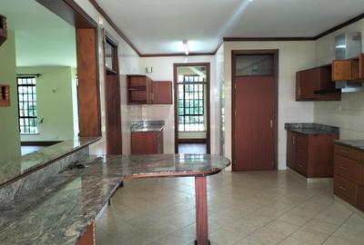 4 Bed Townhouse with En Suite in Muthaiga - 4