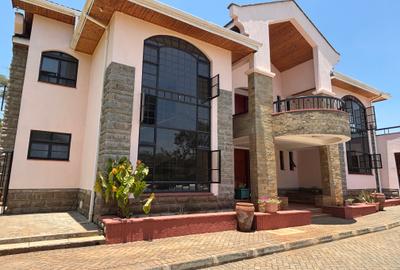 4 Bed House with En Suite in Karen