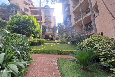 Furnished 3 Bed Apartment with En Suite at Brookside Gardens