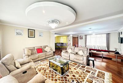 4 Bed Apartment in Parklands