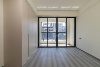 1 Bed Apartment with En Suite at Westlands Road - 3