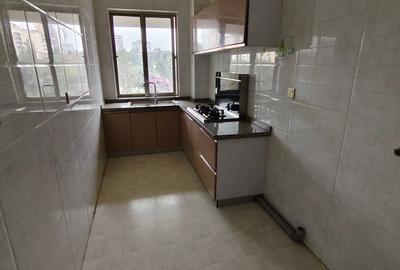 1 Bed Apartment with Swimming Pool in Kileleshwa