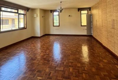 5 Bed Townhouse with En Suite at Gitanga Road - 4