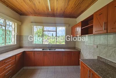 4 Bed House with En Suite in Runda - 4