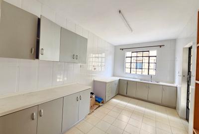 4 Bed Apartment with En Suite in Lavington - 2