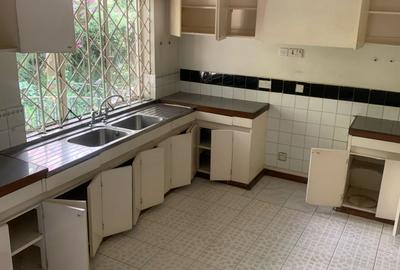 3 Bed House with En Suite at Limuru Road