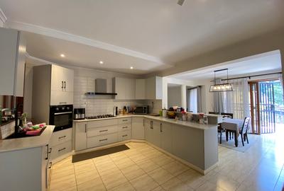 5 Bed House with En Suite in Spring Valley - 4