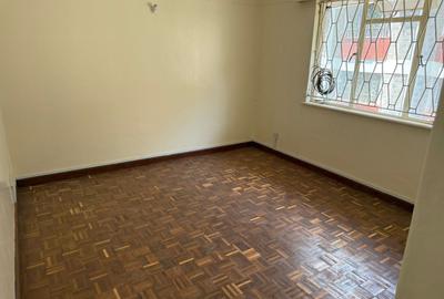 3 Bed Apartment with En Suite at Parklands - 4