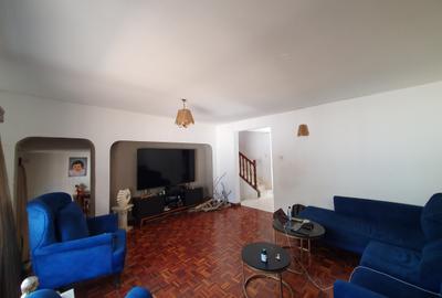 4 Bed House with En Suite in Parklands - 3