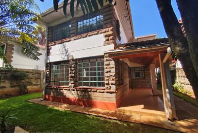 4 Bed Townhouse with En Suite at Lavington Green