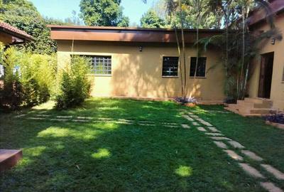 2 Bed House with En Suite in Runda