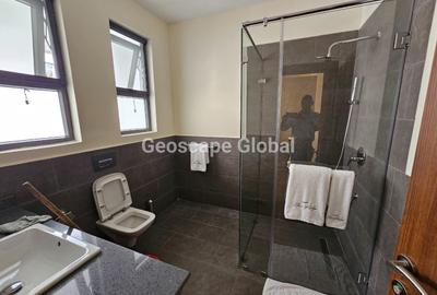 2 Bed Apartment with En Suite in Spring Valley
