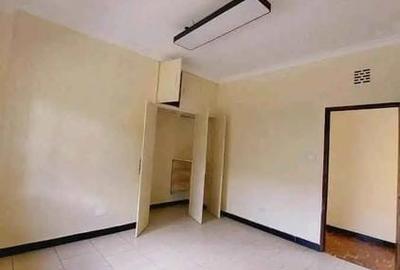 Commercial Property in Lavington