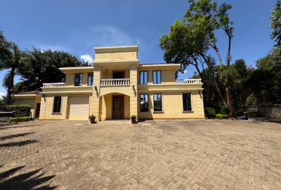 5 Bed House with En Suite at Runda