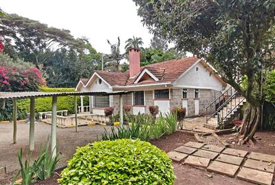3 Bed House with En Suite in Karen