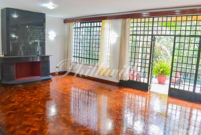 5 Bed Townhouse with En Suite at Kileleshwa - 3