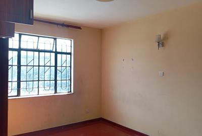 2 Bed Apartment with En Suite in Kilimani - 3