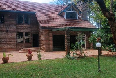 4 Bed House with Staff Quarters in Kitisuru