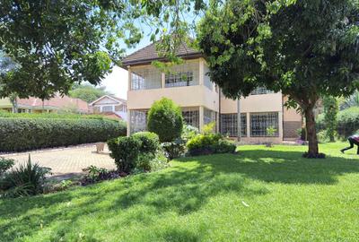 5 Bed House with En Suite at Runda - 2