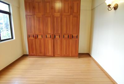 1 Bed Apartment with En Suite at Kileleshwa - 4