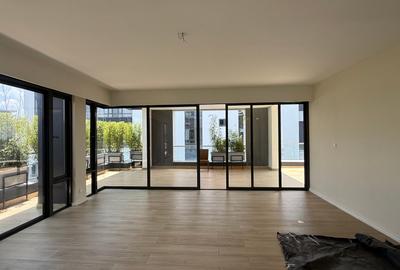 4 Bed Apartment with En Suite in Riverside - 4