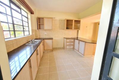 3 Bed Apartment with En Suite at Near Argwings Kodhek - 4