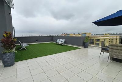 3 Bed Apartment with En Suite in Riverside - 3