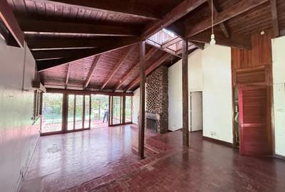 4 Bed House with En Suite at Lowerkabete Road - 2