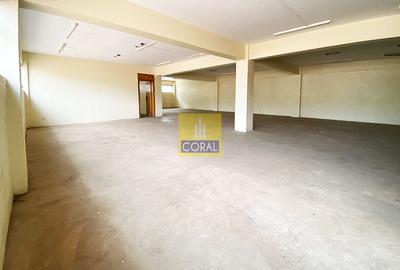 Warehouse with Lift in Ngara