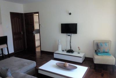 Furnished 2 Bed Apartment with En Suite at Riverside Drive