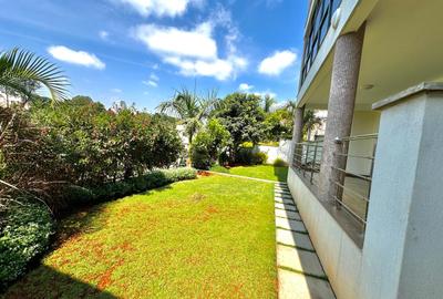 6 Bed Townhouse with En Suite in Nyari
