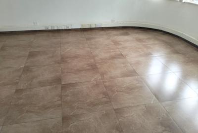 13,000 ft² Commercial Property with Backup Generator in Westlands Area - 3