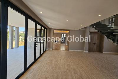 5 Bed Townhouse with En Suite in Runda