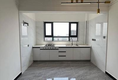 1 Bed Apartment with En Suite at Valley Arcade - 2